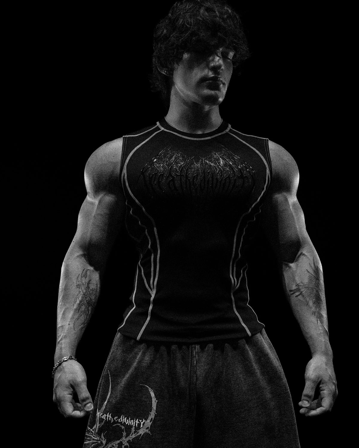 Breathedivinity Void Tech ™ Arachnid Venom Texture Cut-Off Compression Midnight