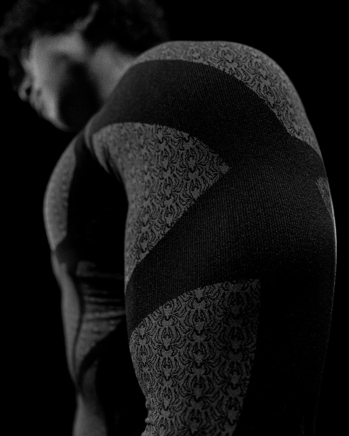 Breathedivinity Doom Tech ™ Spider Corpse Longsleeve Compression Midnight