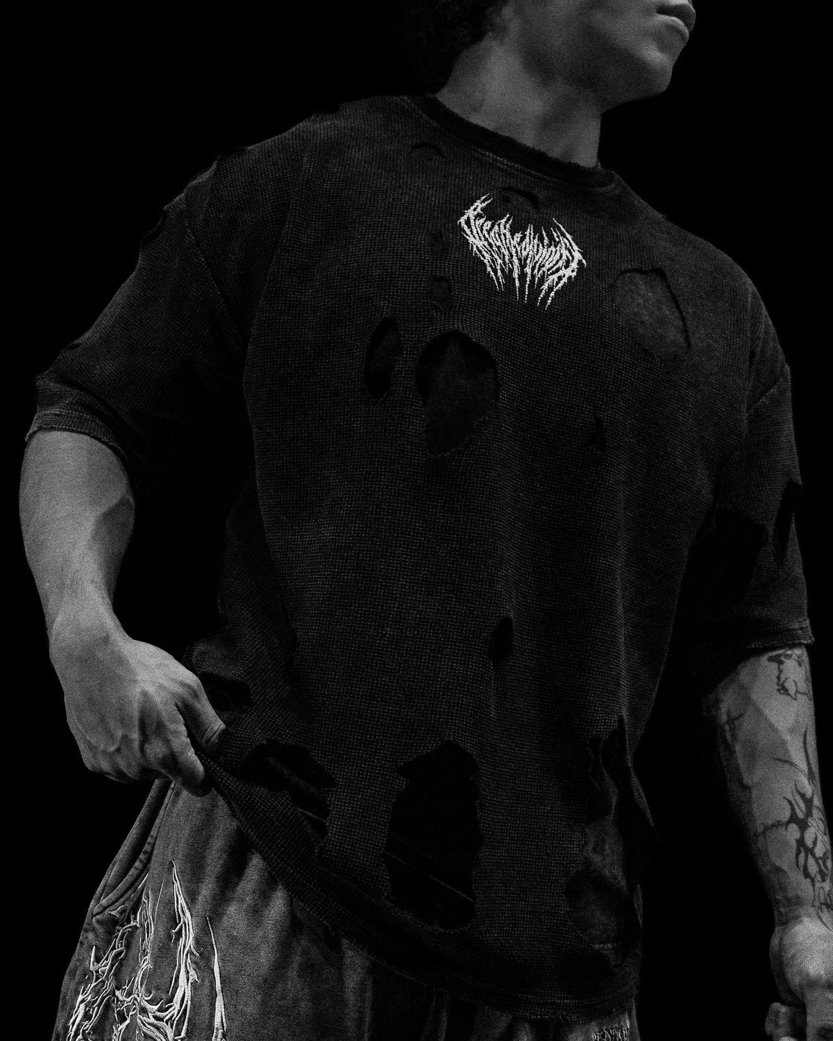Breathedivinity Oversized T-Shirt Tarnished Destroyed Ghost
